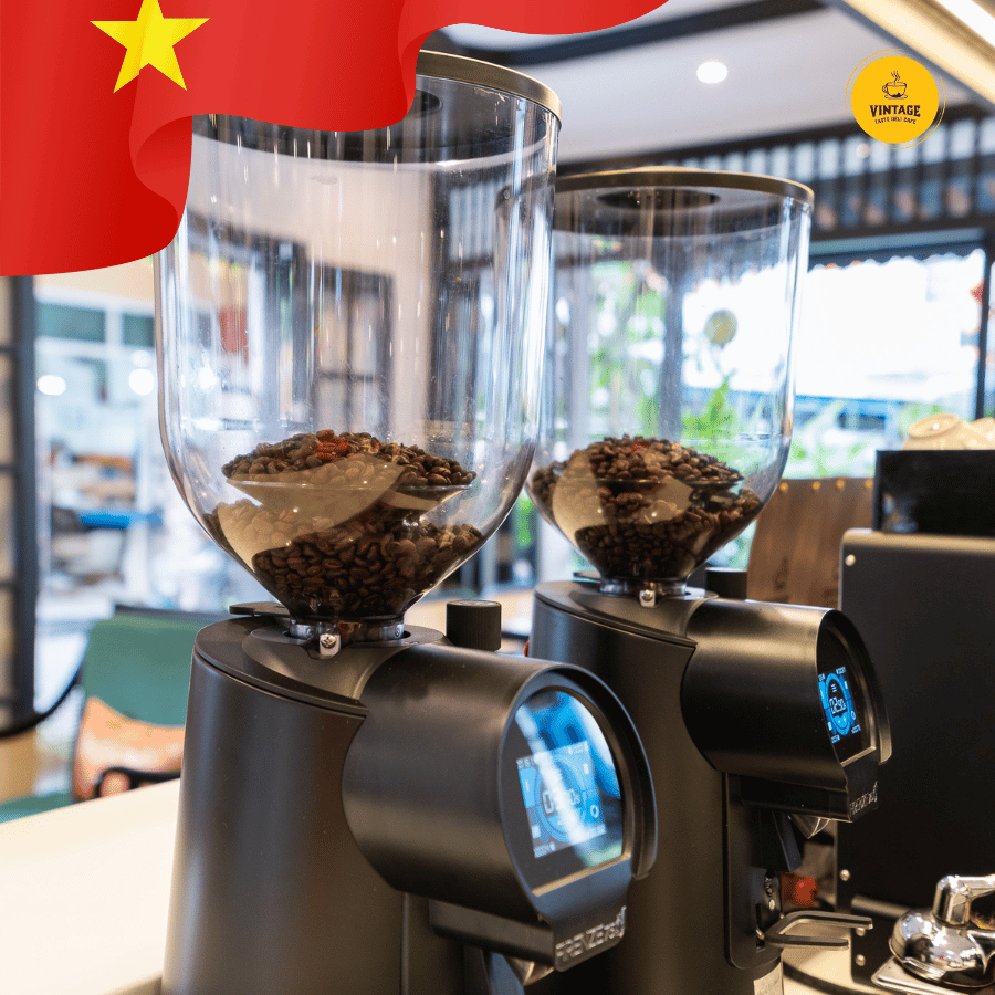 Quán cafe vintage, cafe phong cách cổ điển, quán cafe đẹp tại Vinhomes Grand Park, cafe view đẹp Quận 9, quán cafe gần đây, cafe vintage Vinhomes Grand Park, cafe không gian xanh, quán cafe check in đẹp, cafe bánh ngọt Sài Gòn, quán cafe chill Sài Gòn