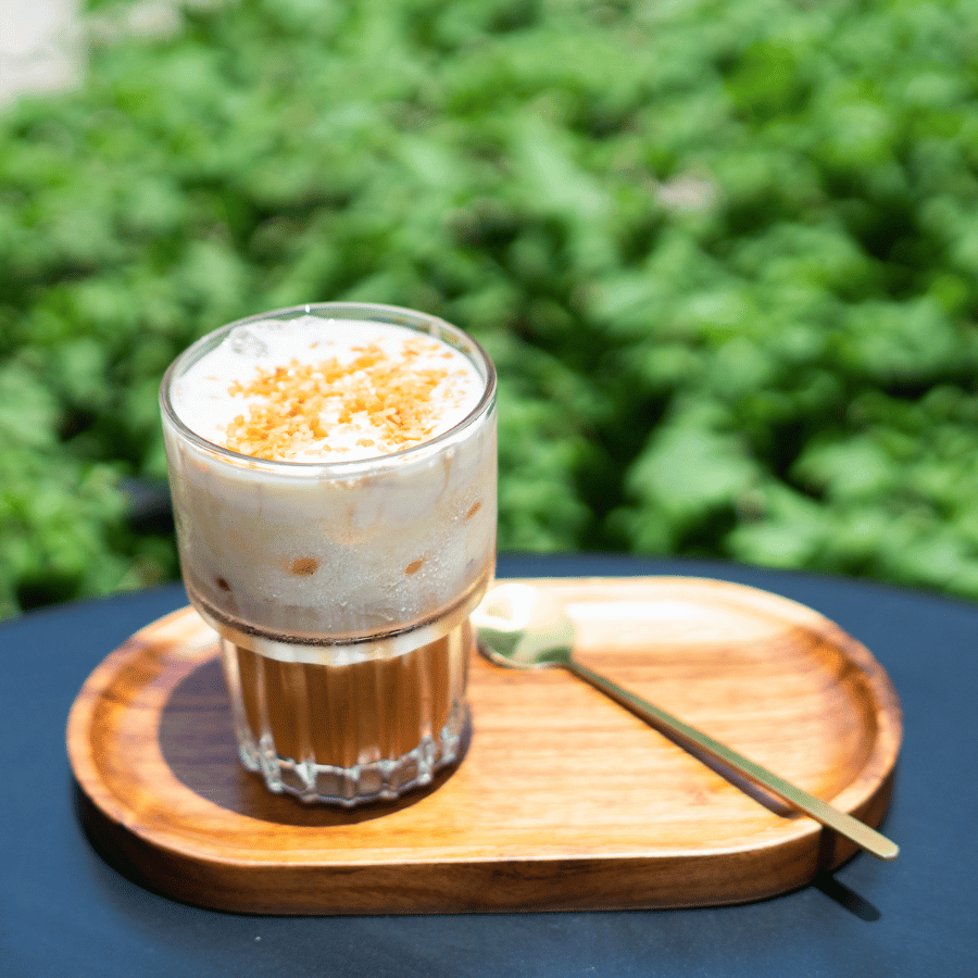 Vintage coffee shop, classic style cafe, beautiful cafe at Vinhomes Grand Park, cafe with nice view in District 9, cafe near me, vintage cafe Vinhomes Grand Park, green space cafe, instagrammable cafe, pastry cafe Saigon, chill cafe Saigon