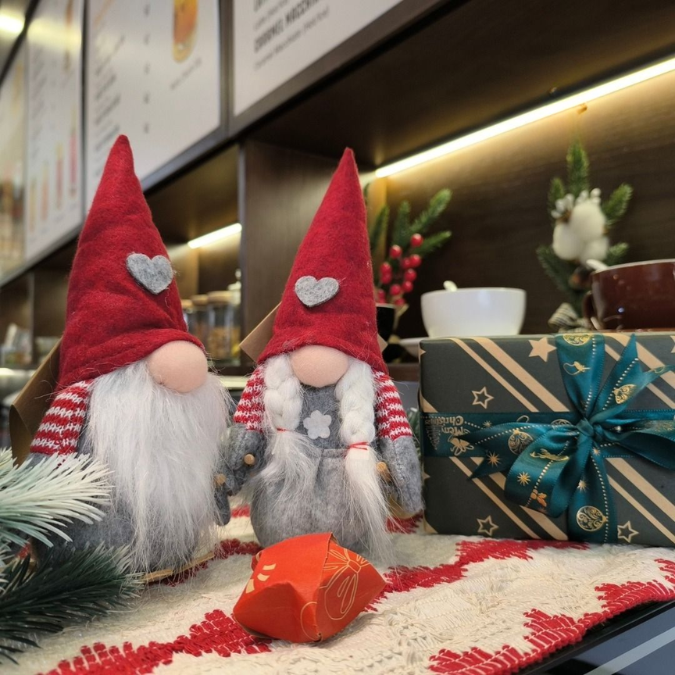 Quán cafe vintage, cafe phong cách cổ điển, cafe view đẹp Quận 9, quán cafe đẹp tại Vinhomes Grand Park, cafe vintage Vinhomes Grand Park